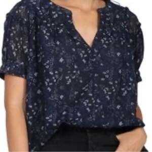 Decker Blue White Sheer Dark Floral Fairy Grunge Split V Neck Top size Medium